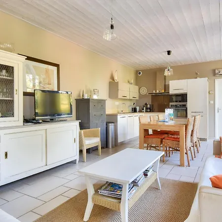 Traditionnelle Pour 8 - 550m De La * Noirmoutier-en-l'Ile