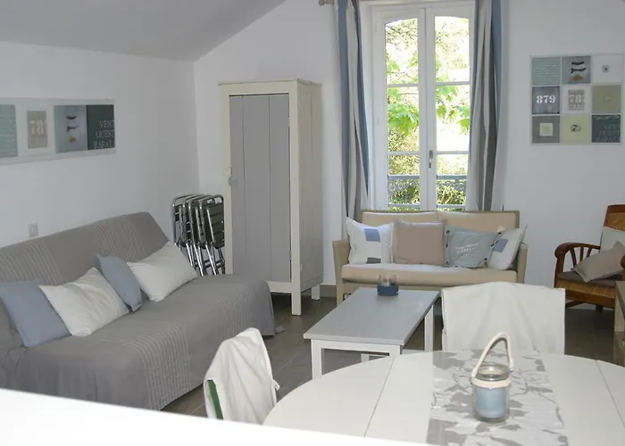 Hébergement de vacances Traditionnelle Au Coeur Du Bois De La Chaise *